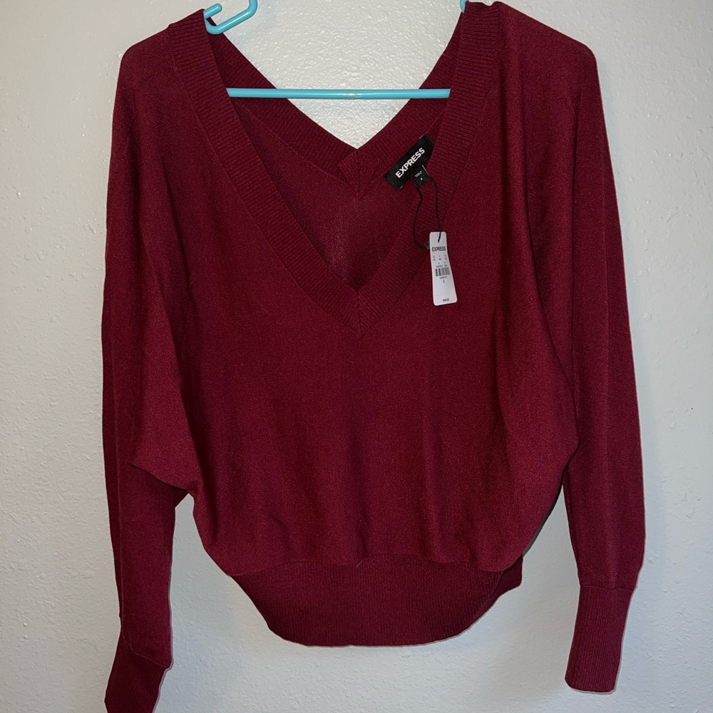 Red Express vneck lightweight shirt never worn! Tags on, size small